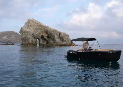 Barco con fondo transparente